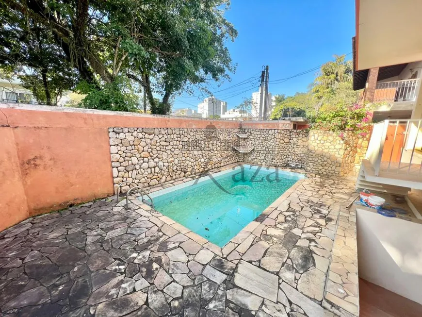 Foto 1 de Casa de Condomínio com 4 Quartos à venda, 440m² em Jardim Apolo I, São José dos Campos