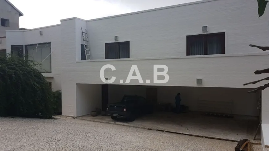 Foto 1 de Casa de Condomínio com 4 Quartos para venda ou aluguel, 1360m² em Alphaville, Barueri