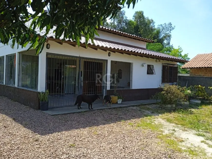 Foto 1 de Casa com 2 Quartos à venda, 72m² em Lageado, Porto Alegre