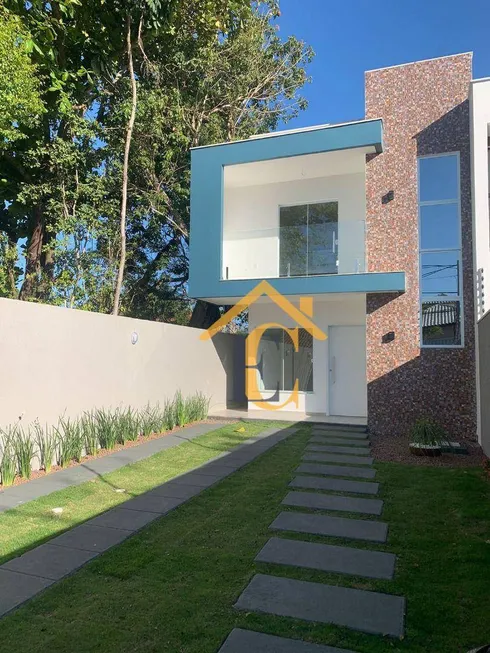 Foto 1 de Casa com 4 Quartos à venda, 215m² em Costazul, Rio das Ostras