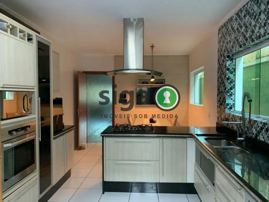 Foto 1 de Sobrado com 3 Quartos à venda, 160m² em Vila Sônia, São Paulo