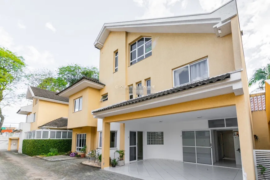 Foto 1 de Casa de Condomínio com 4 Quartos à venda, 224m² em Água Verde, Curitiba