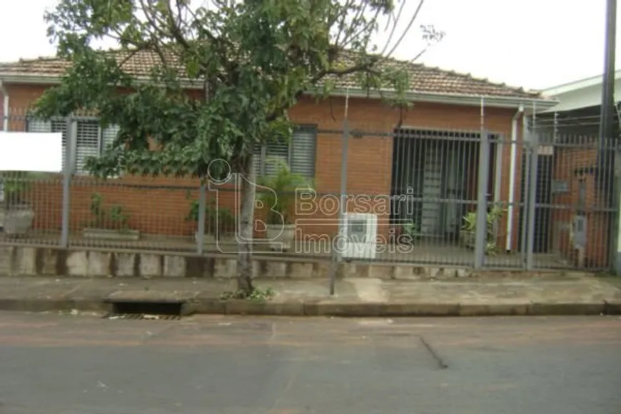 Foto 1 de Casa com 3 Quartos à venda, 197m² em Vila Xavier, Araraquara