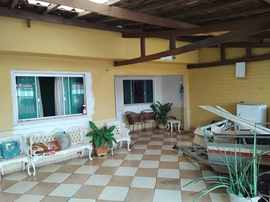 Foto 1 de Casa com 3 Quartos à venda, 360m² em Setor Tradicional, Brasília