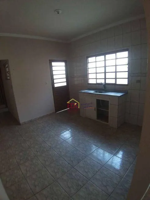 Foto 1 de Casa com 2 Quartos à venda, 80m² em Village Tremembé, Tremembé