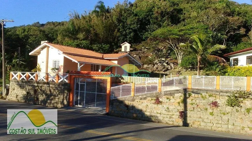 Foto 1 de Casa com 2 Quartos à venda, 88m² em Morro das Pedras, Florianópolis