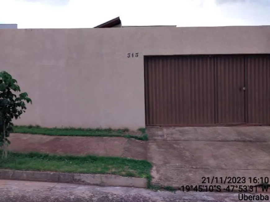 Foto 1 de Casa com 2 Quartos à venda, 200m² em Oneida Mendes II, Uberaba