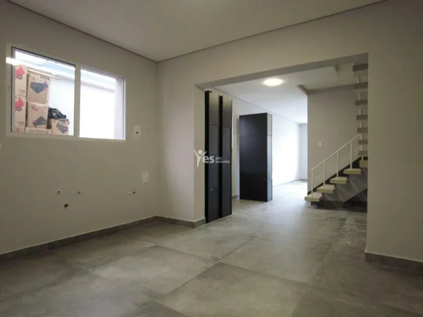 Foto 1 de Casa com 2 Quartos para alugar, 225m² em Vila Bastos, Santo André