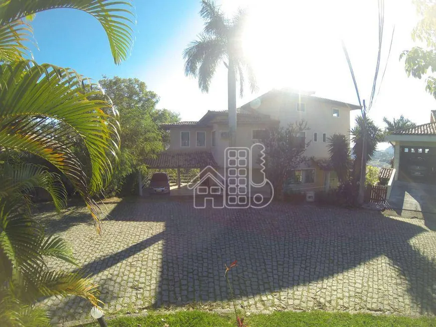 Foto 1 de Casa de Condomínio com 3 Quartos à venda, 295m² em Badu, Niterói