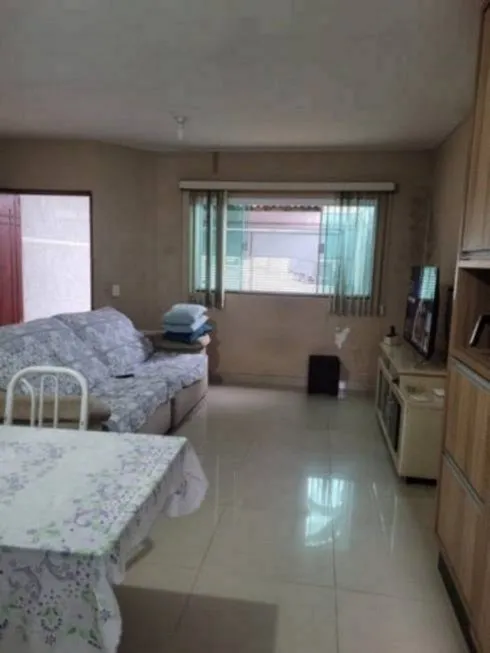 Foto 1 de Casa com 2 Quartos para venda ou aluguel, 64m² em Itapuã, Salvador