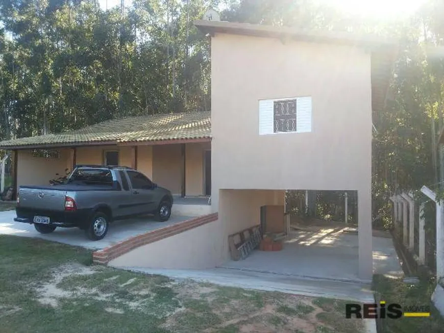 Foto 1 de Casa com 2 Quartos à venda, 655m² em Centro, Alambari