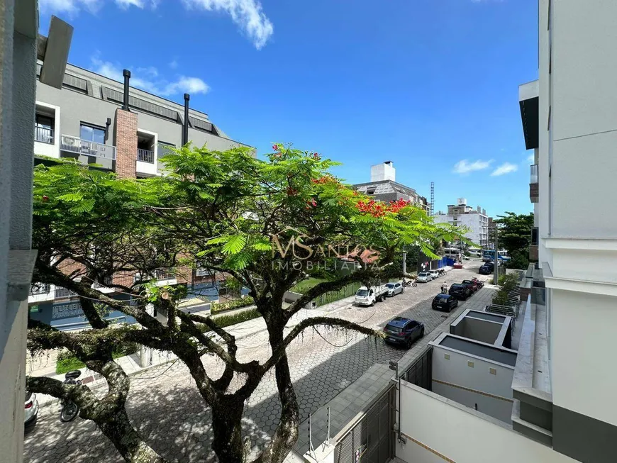 Foto 1 de Apartamento com 2 Quartos à venda, 64m² em Jurerê, Florianópolis