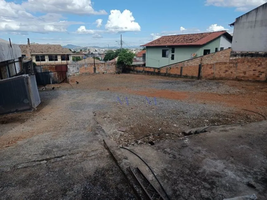 Foto 1 de Lote/Terreno para alugar, 720m² em Santa Mônica, Belo Horizonte