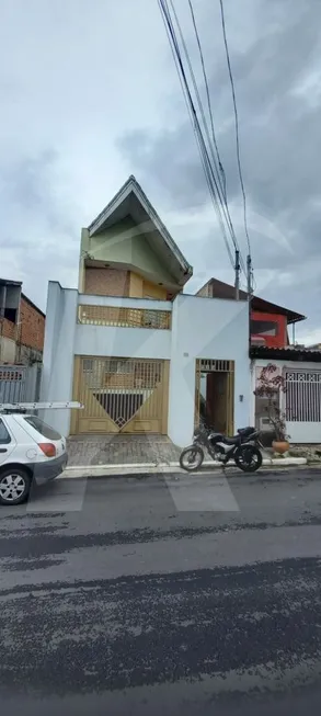 Foto 1 de Sobrado com 3 Quartos à venda, 302m² em Tucuruvi, São Paulo