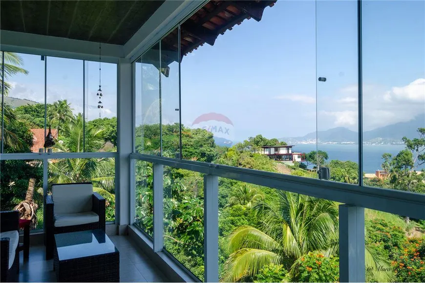 Foto 1 de Casa com 2 Quartos à venda, 179m² em Viana, Ilhabela