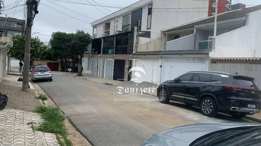 Foto 1 de Sobrado com 3 Quartos à venda, 198m² em Jardim Bela Vista, Santo André