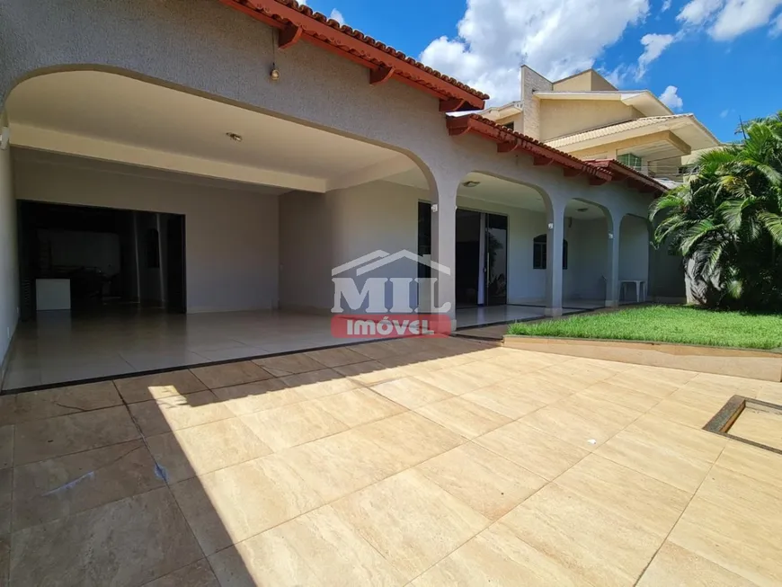 Foto 1 de Casa com 3 Quartos à venda, 496m² em Vila Regina, Goiânia