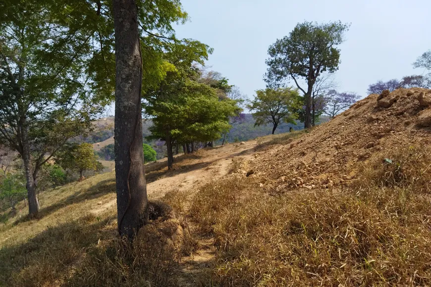 Foto 1 de Lote/Terreno à venda, 20000m² em Zona Rural, Jaboticatubas