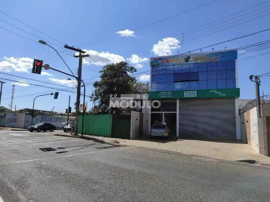 Foto 1 de Sala Comercial para alugar, 16m² em Nossa Senhora Aparecida, Uberlândia