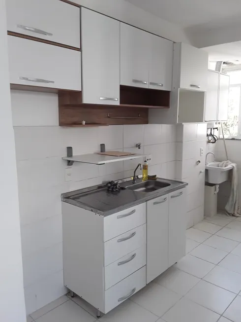 Foto 1 de Apartamento com 3 Quartos à venda, 53m² em Vargem Pequena, Rio de Janeiro