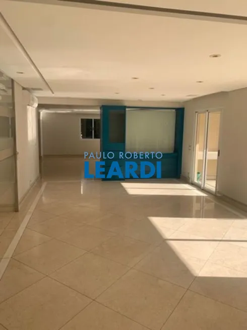 Foto 1 de Apartamento com 7 Quartos para venda ou aluguel, 390m² em Alto da Lapa, São Paulo