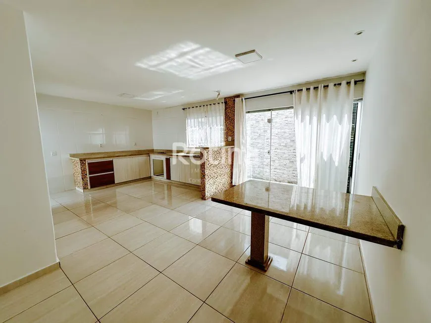 Foto 1 de Casa de Condomínio com 3 Quartos à venda, 130m² em Aclimacao, Uberlândia