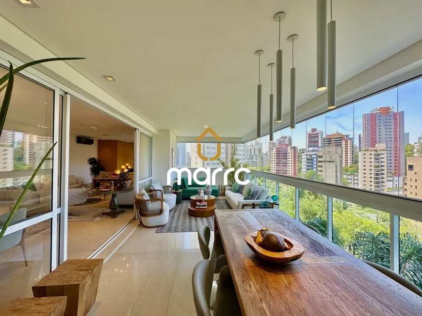 Foto 1 de Apartamento com 4 Quartos à venda, 281m² em Panamby, São Paulo