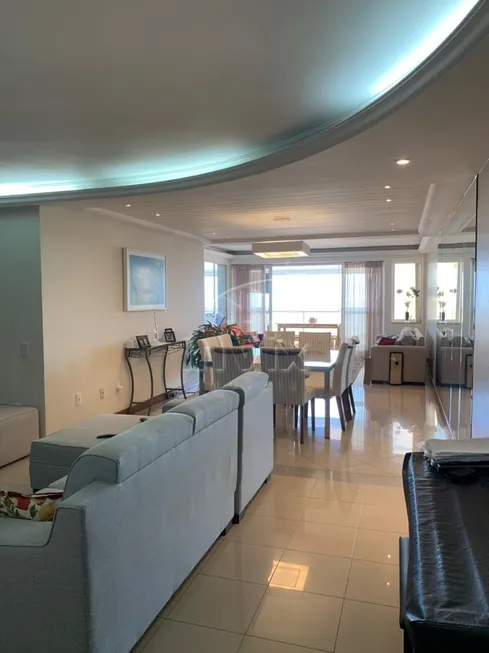 Foto 1 de Apartamento com 4 Quartos à venda, 350m² em Praia da Costa, Vila Velha