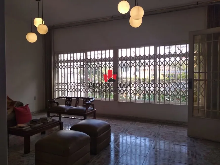 Foto 1 de Casa com 4 Quartos à venda, 249m² em Vila Marieta, São Paulo