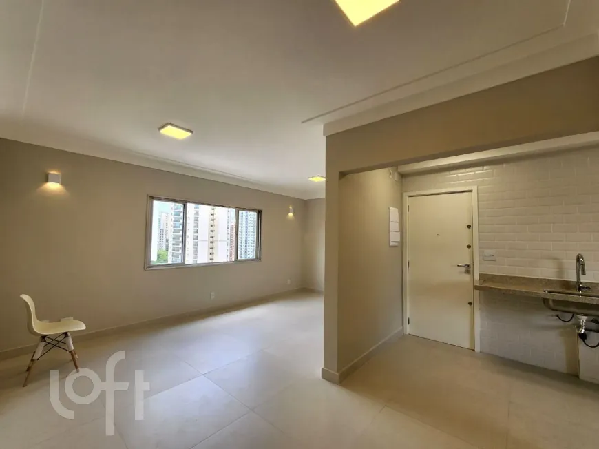 Foto 1 de Apartamento com 3 Quartos à venda, 86m² em Moema, São Paulo