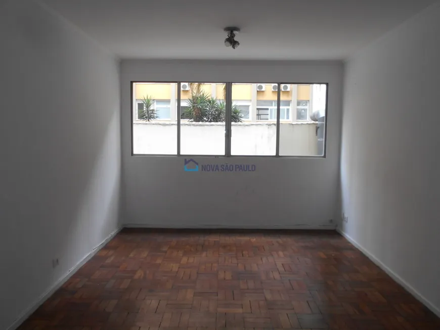 Foto 1 de Apartamento com 2 Quartos para alugar, 70m² em Cerqueira César, São Paulo