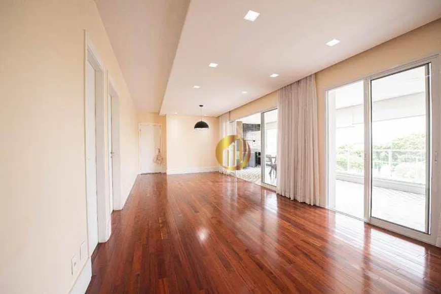 Foto 1 de Apartamento com 3 Quartos à venda, 134m² em Lapa, São Paulo