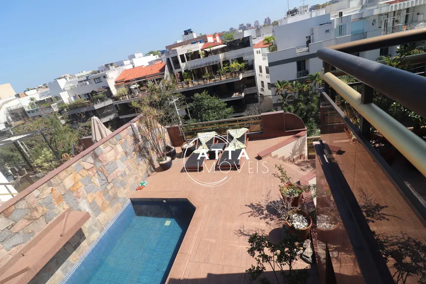Foto 1 de Cobertura com 5 Quartos à venda, 593m² em Jardim Oceanico, Rio de Janeiro
