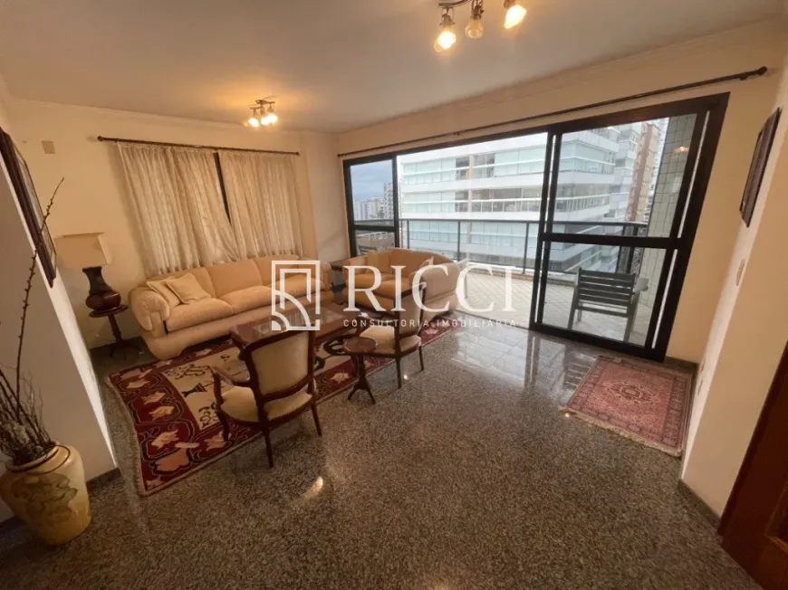 Foto 1 de Apartamento com 3 Quartos à venda, 179m² em Gonzaga, Santos