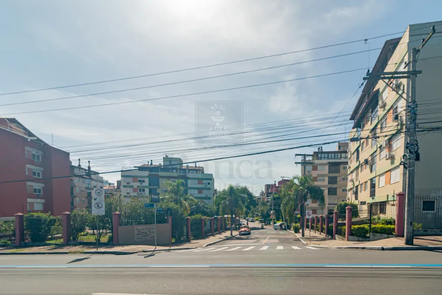Foto 1 de Apartamento com 3 Quartos para alugar, 130m² em Cavalhada, Porto Alegre
