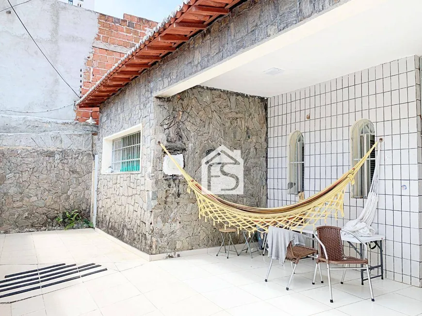 Foto 1 de Casa com 3 Quartos à venda, 182m² em Petrópolis, Natal