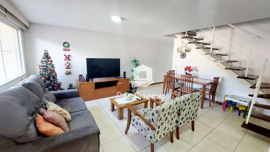 Foto 1 de Casa com 4 Quartos à venda, 188m² em Serra Grande, Niterói