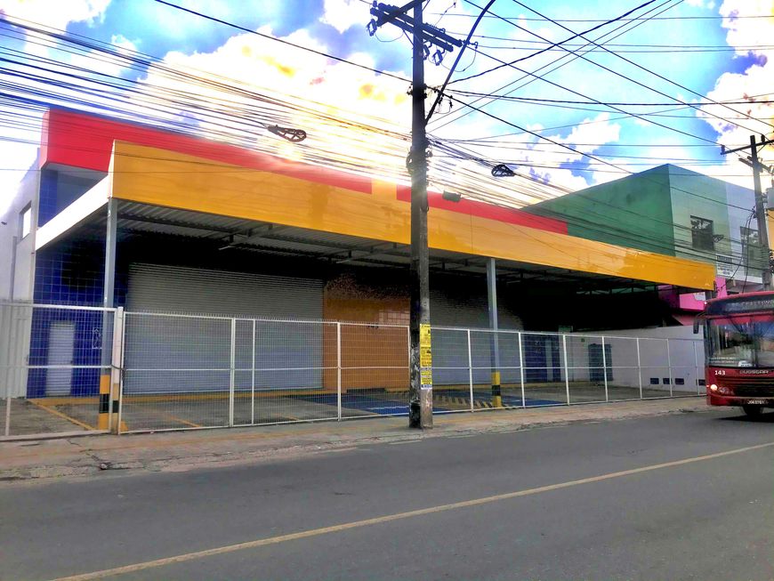 Foto 1 de Ponto Comercial para alugar, 300m² em Cajazeiras, Salvador