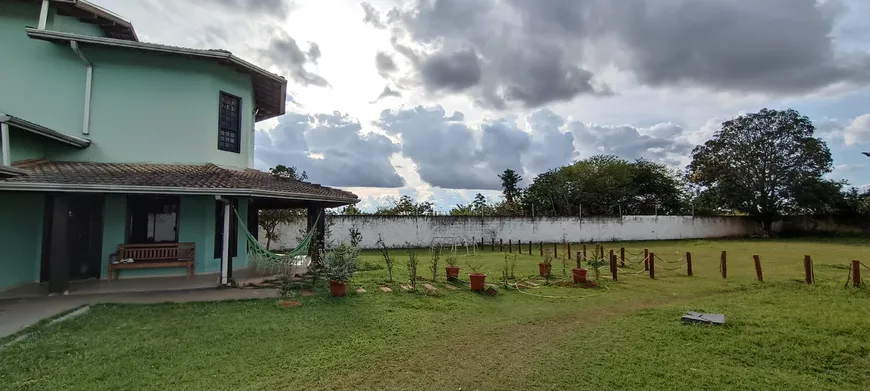 Foto 1 de Sobrado com 6 Quartos à venda, 300m² em Centro, Chapada dos Guimarães