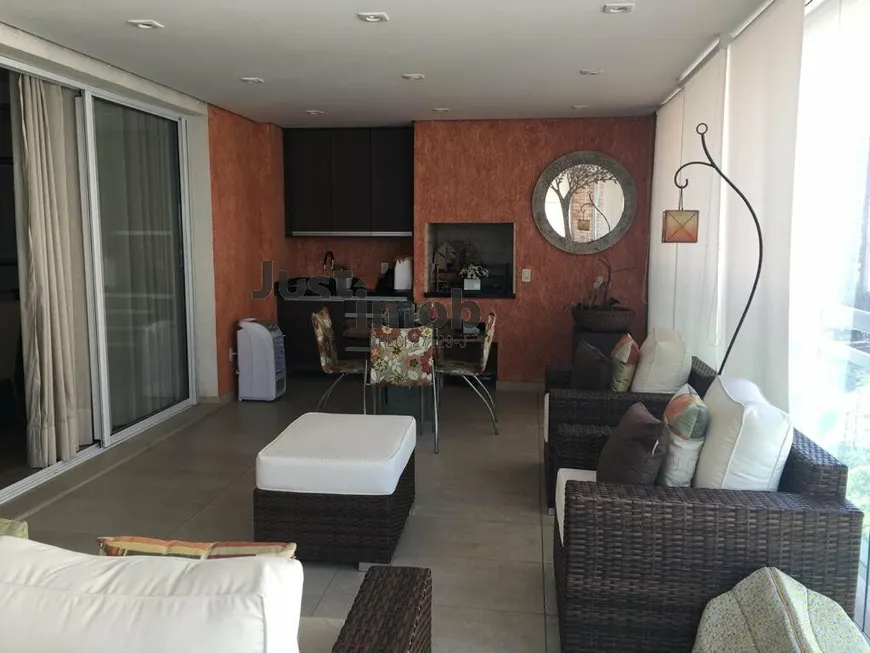 Foto 1 de Apartamento com 3 Quartos à venda, 162m² em Vila Nova Conceição, São Paulo
