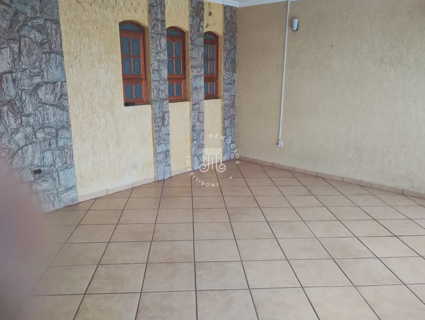 Foto 1 de Sobrado com 3 Quartos à venda, 225m² em Jardim Martins, Jundiaí