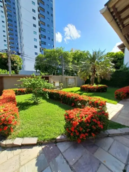 Foto 1 de Casa com 3 Quartos à venda, 210m² em Caxangá, Recife