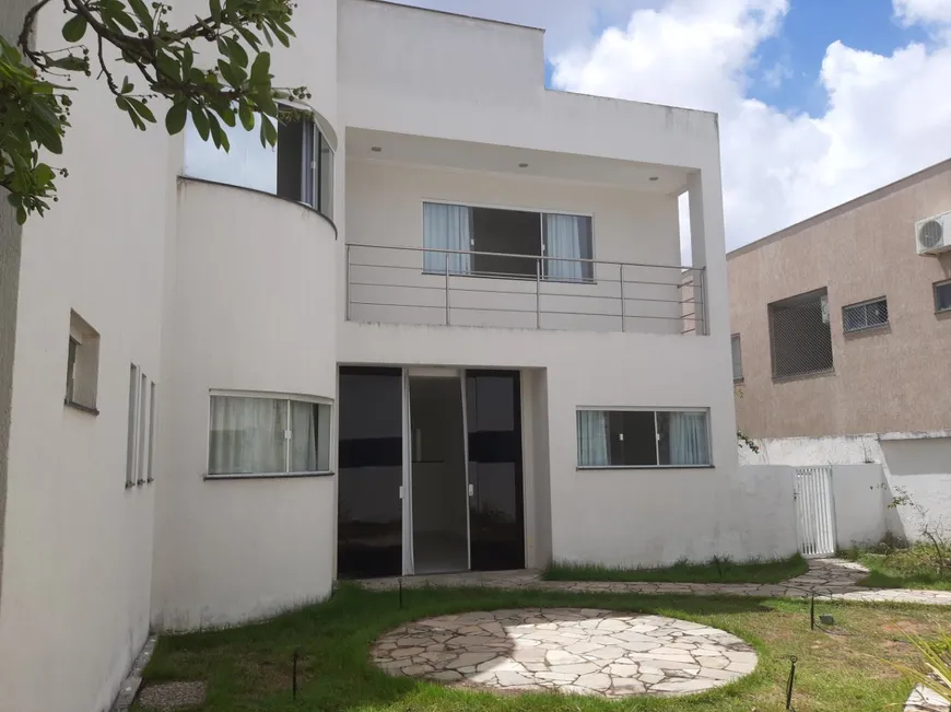 Foto 1 de Casa de Condomínio com 4 Quartos para alugar, 300m² em Parque Do Jiqui, Parnamirim