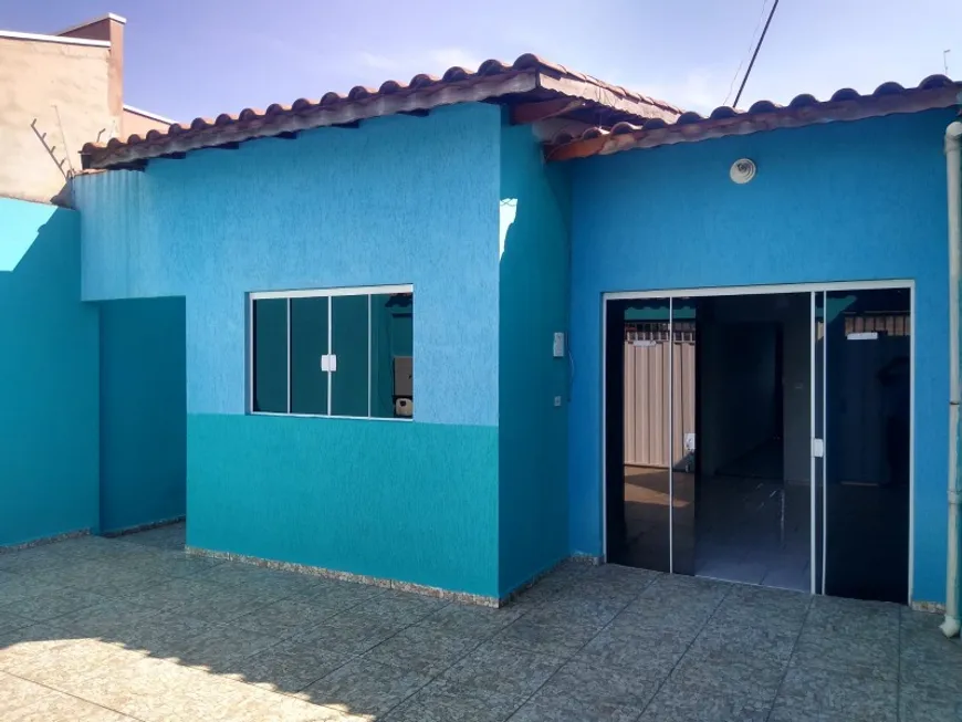 Foto 1 de Casa com 2 Quartos à venda, 73m² em Jardim Santa Marta III, Salto