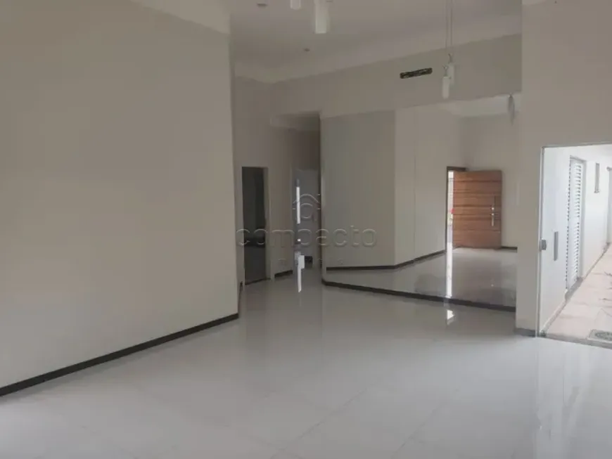 Foto 1 de Casa de Condomínio com 3 Quartos para alugar, 190m² em Village Mirassol I, Mirassol