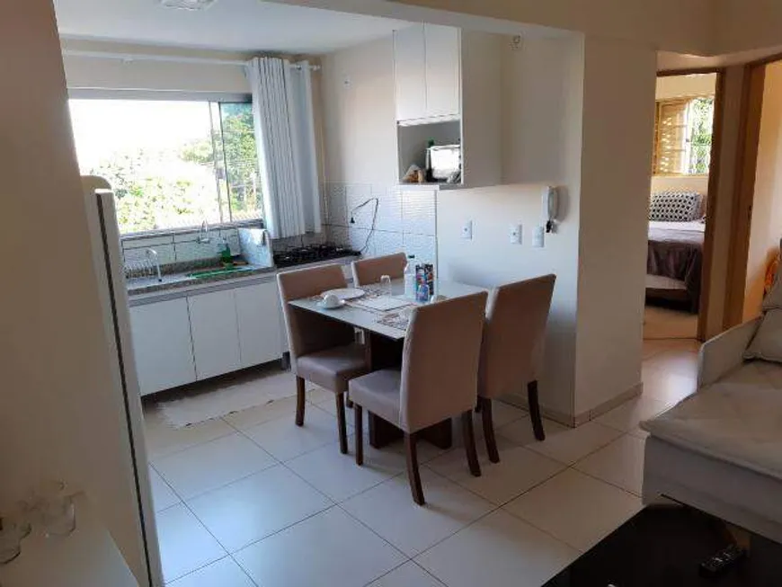 Foto 1 de Apartamento com 2 Quartos à venda, 44m² em Presidente Roosevelt, Uberlândia