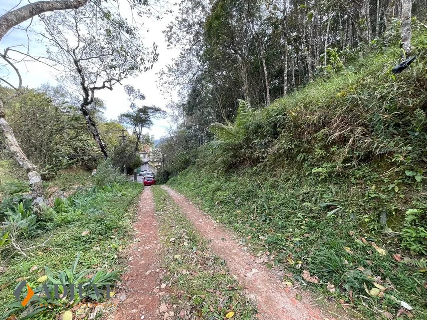 Foto 1 de Lote/Terreno à venda, 84855m² em Mosela, Petrópolis