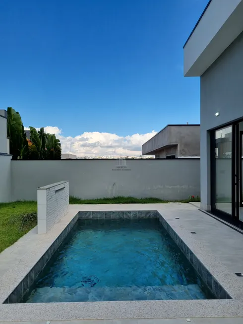 Foto 1 de Casa de Condomínio com 3 Quartos à venda, 360m² em Swiss Park, Campinas