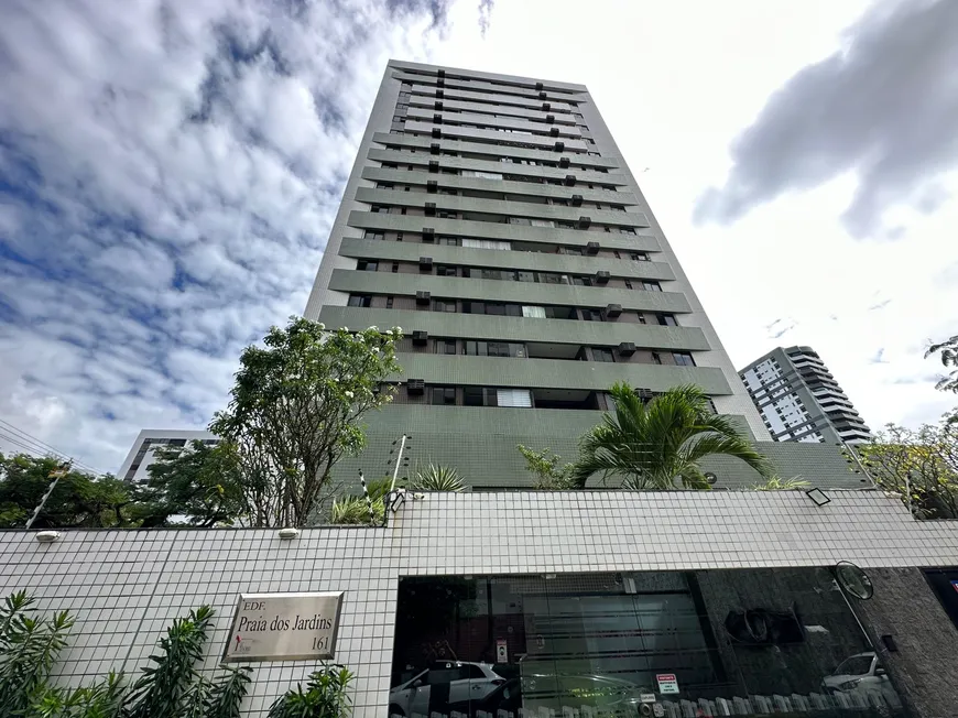 Foto 1 de Apartamento com 4 Quartos à venda, 112m² em Poço, Recife