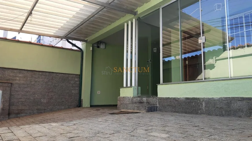 Foto 1 de Casa com 4 Quartos para alugar, 128m² em Taquaral, Campinas